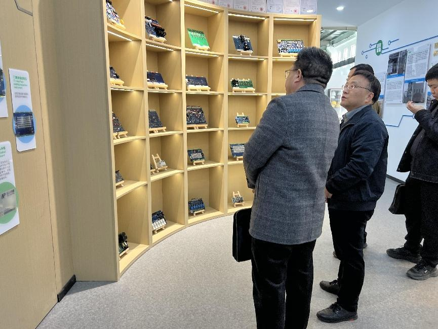 熱烈歡迎長沙市制造業(yè)發(fā)展促進(jìn)中心和雨花經(jīng)開開發(fā)公司客人來訪紐帕科技！